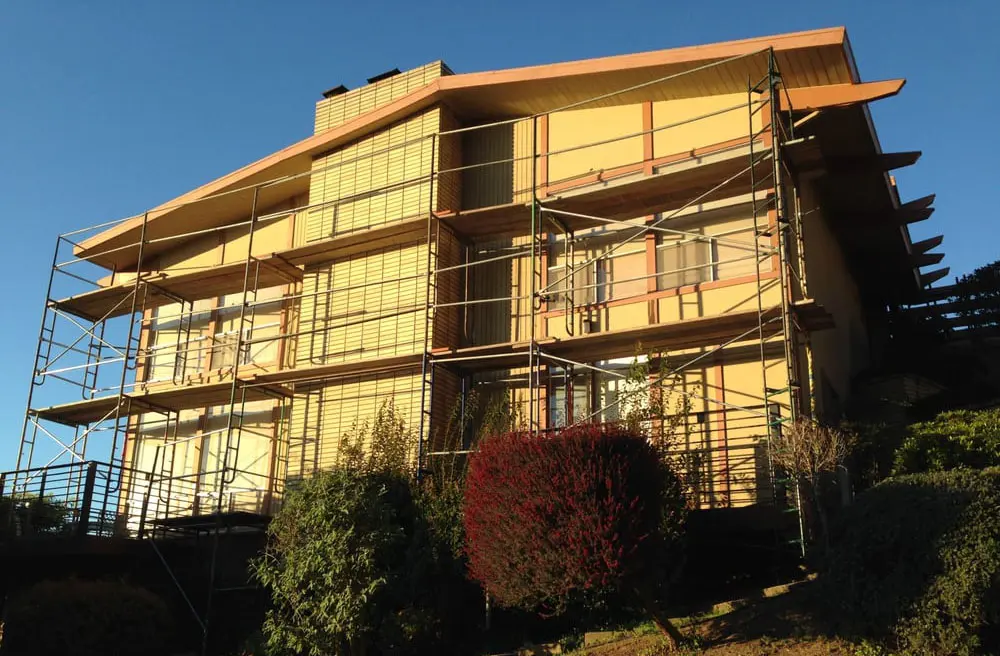 OC Elite Scaffolding providing exterior scaffolding for a residential renovation project